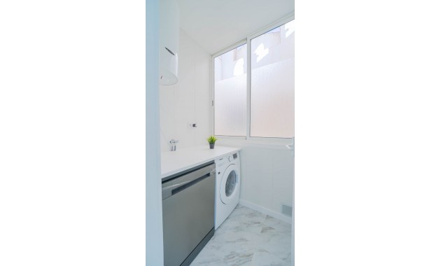 Herverkoop - 1. Apartment / flat -
Orihuela Costa - Playa Flamenca