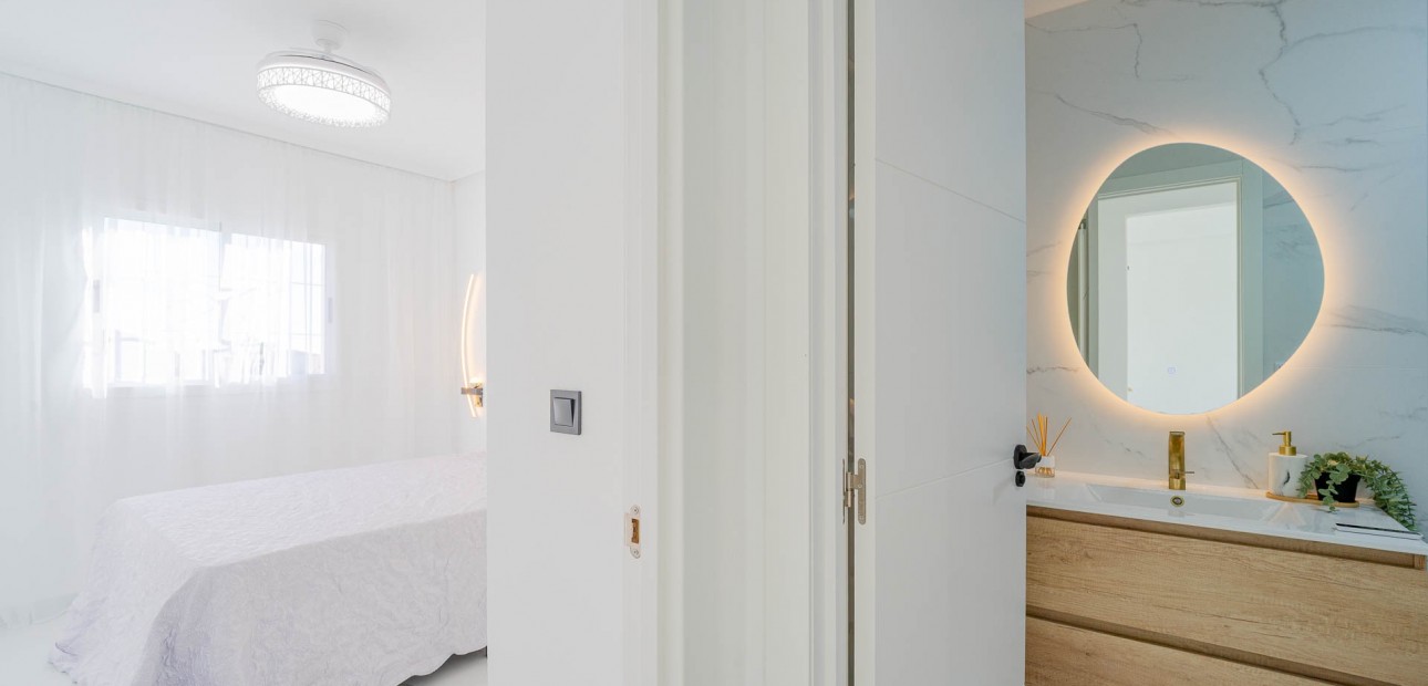 Herverkoop - 1. Apartment / flat -
Orihuela Costa - Playa Flamenca