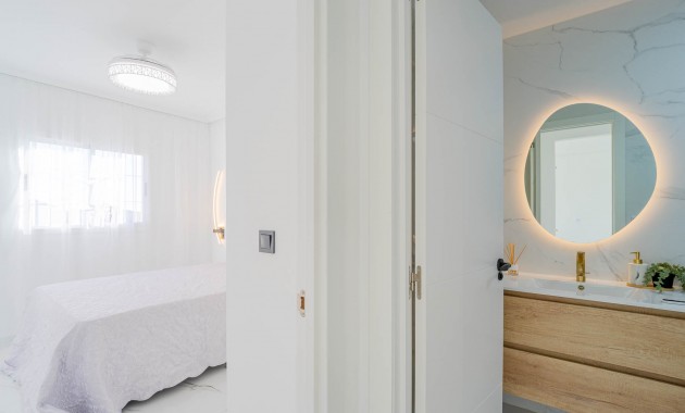 Herverkoop - 1. Apartment / flat -
Orihuela Costa - Playa Flamenca