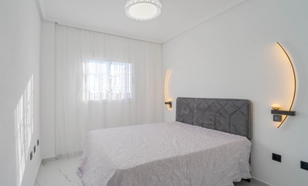 Herverkoop - 1. Apartment / flat -
Orihuela Costa - Playa Flamenca