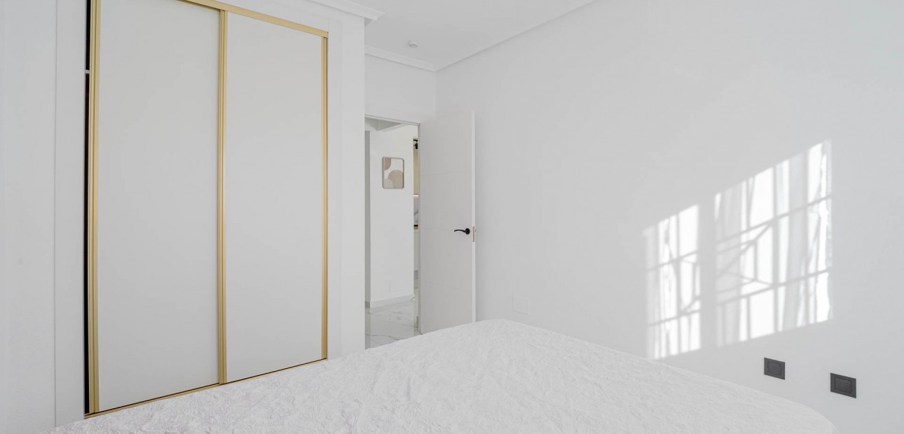 Herverkoop - 1. Apartment / flat -
Orihuela Costa - Playa Flamenca