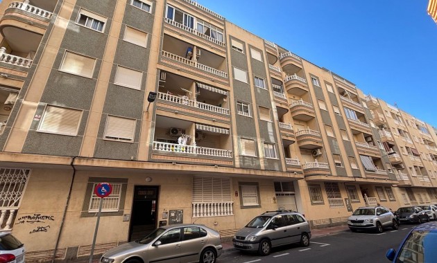Sale - Apartment / flat -
Torrevieja - torrevieja