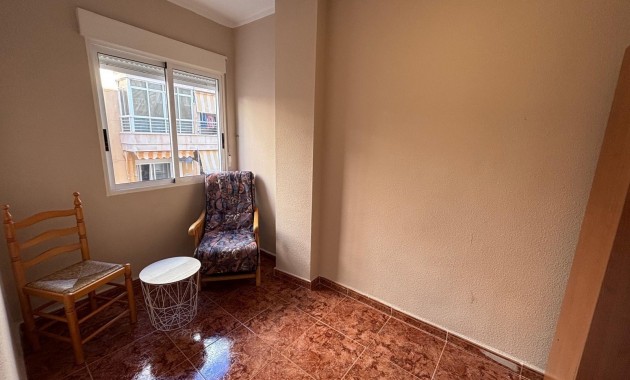 Sale - Apartment / flat -
Torrevieja - torrevieja