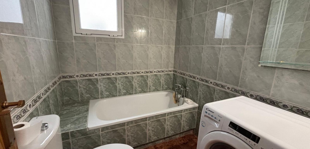 Sale - Apartment / flat -
Torrevieja - torrevieja