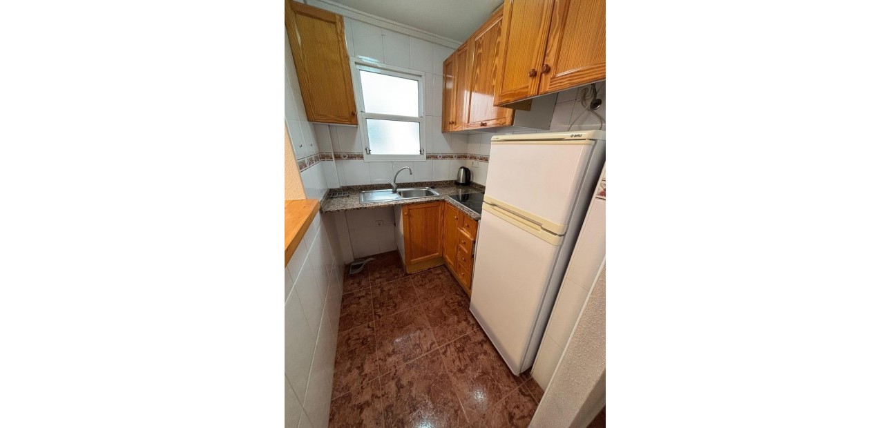 Sale - Apartment / flat -
Torrevieja - torrevieja