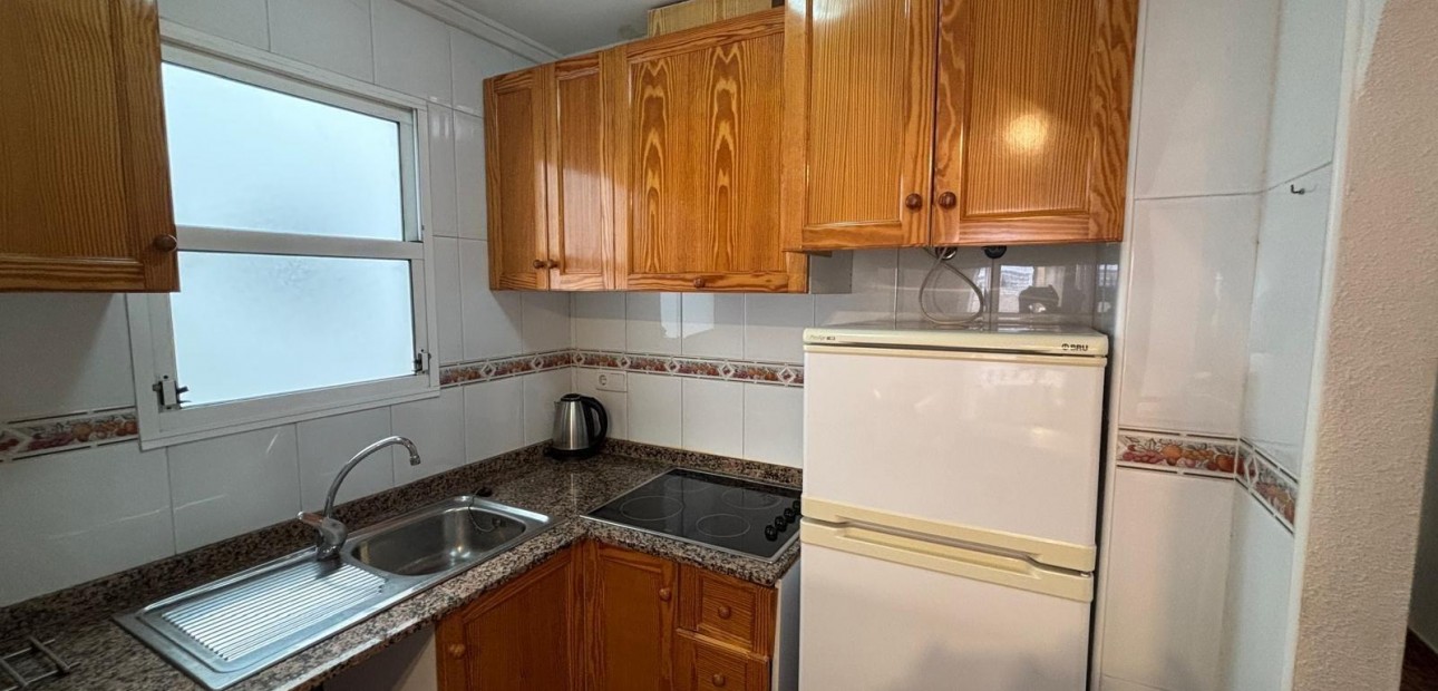 Sale - Apartment / flat -
Torrevieja - torrevieja