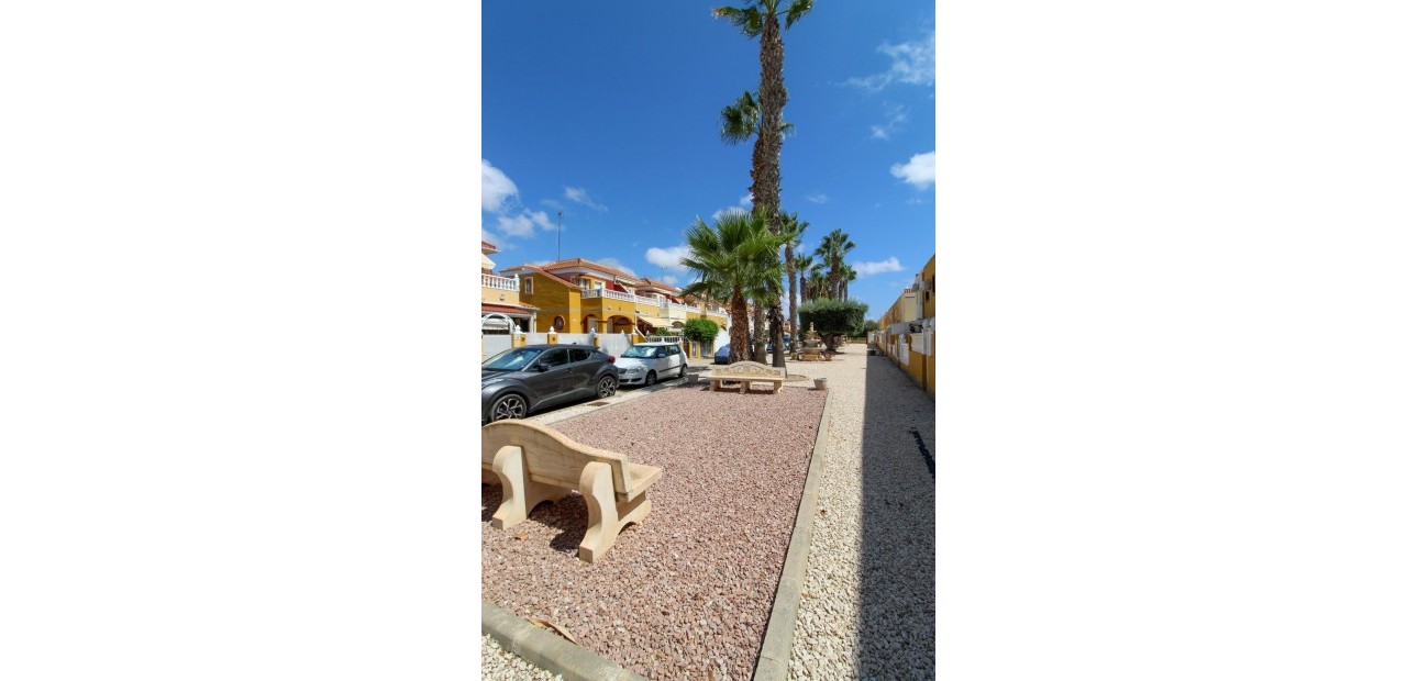 Herverkoop - Terraced house -
Orihuela Costa - Cabo Roig