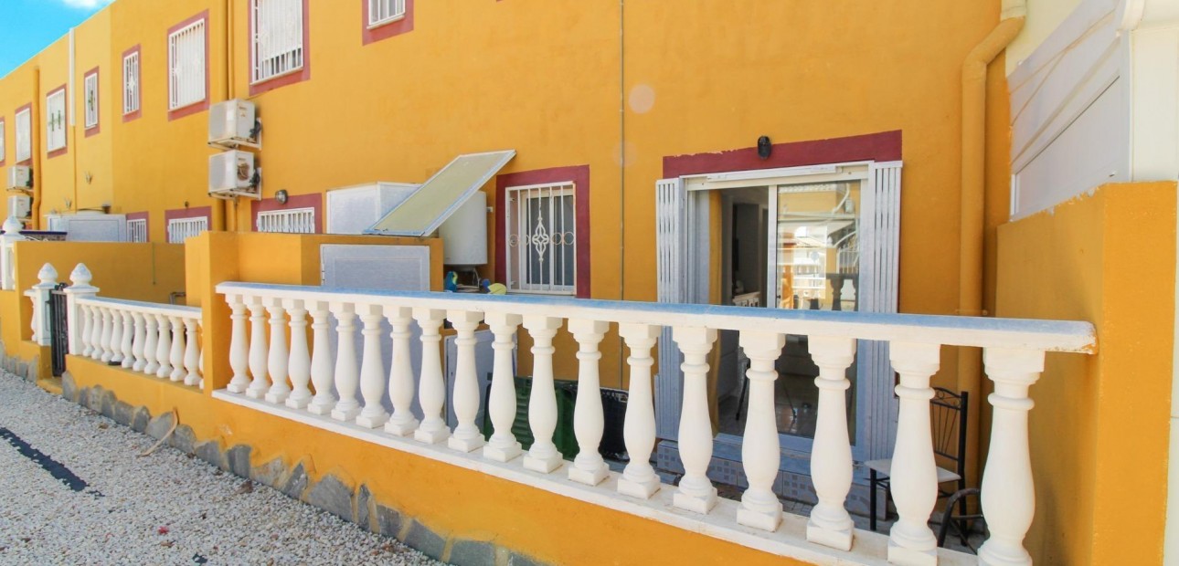 Herverkoop - Terraced house -
Orihuela Costa - Cabo Roig