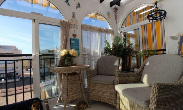 Sale - Apartment / flat -
Torrevieja - La veleta