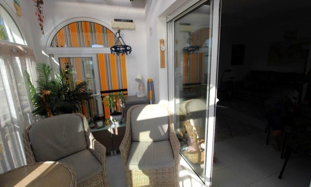 Sale - Apartment / flat -
Torrevieja - La veleta