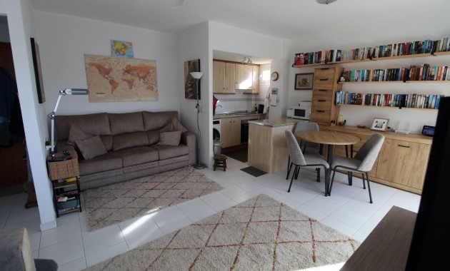 Sale - Apartment / flat -
Torrevieja - La veleta
