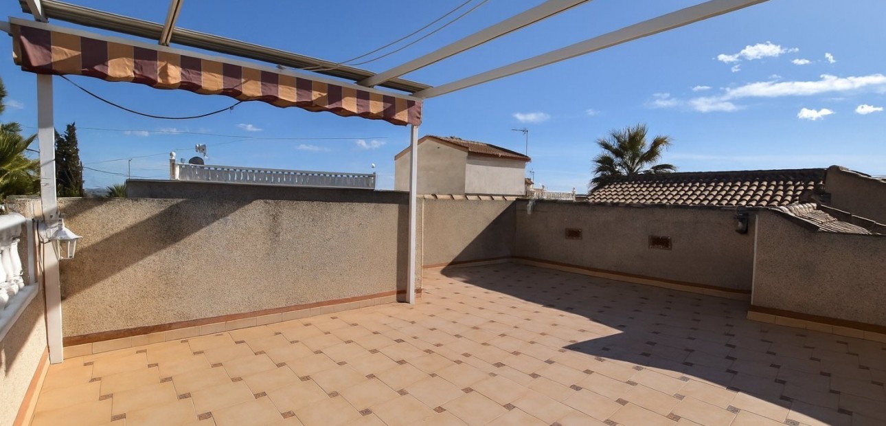 Herverkoop - Detached Villa -
Algorfa - Montemar