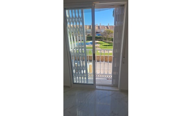 Herverkoop - duplex -
Torrevieja - Aguas Nuevas