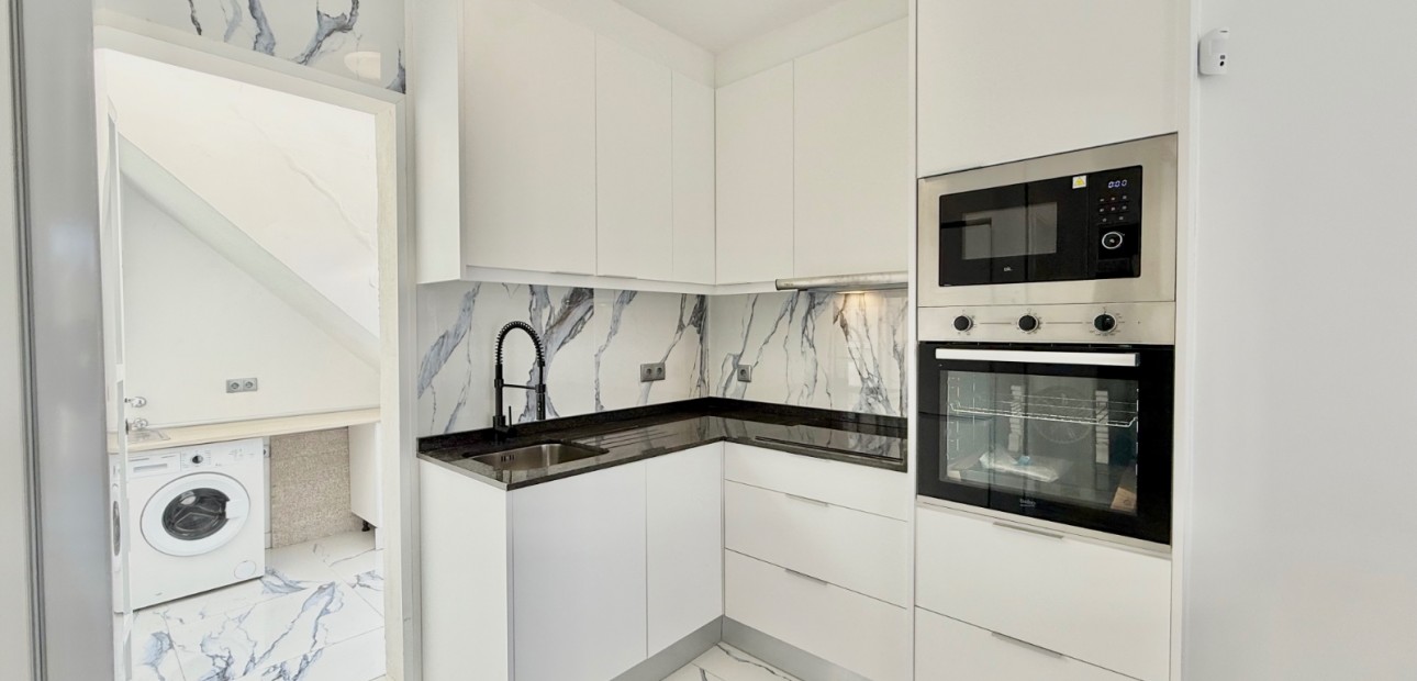 Herverkoop - Semi Detached Villa -
Torrevieja - El Chaparral