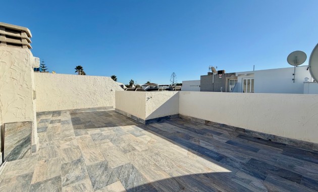 Herverkoop - Semi Detached Villa -
Torrevieja - El Chaparral