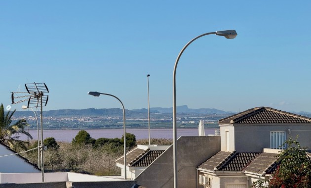 Herverkoop - Semi Detached Villa -
Torrevieja - El Chaparral