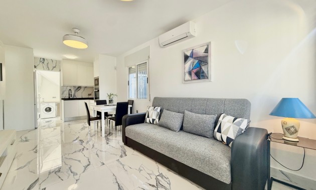 Herverkoop - Semi Detached Villa -
Torrevieja - El Chaparral