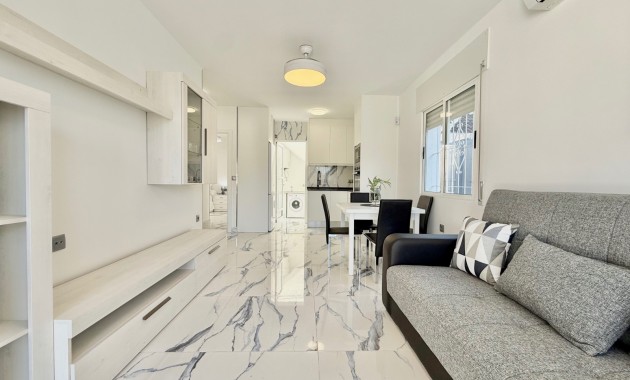 Herverkoop - Semi Detached Villa -
Torrevieja - El Chaparral