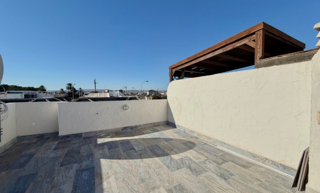 Herverkoop - Semi Detached Villa -
Torrevieja - El Chaparral