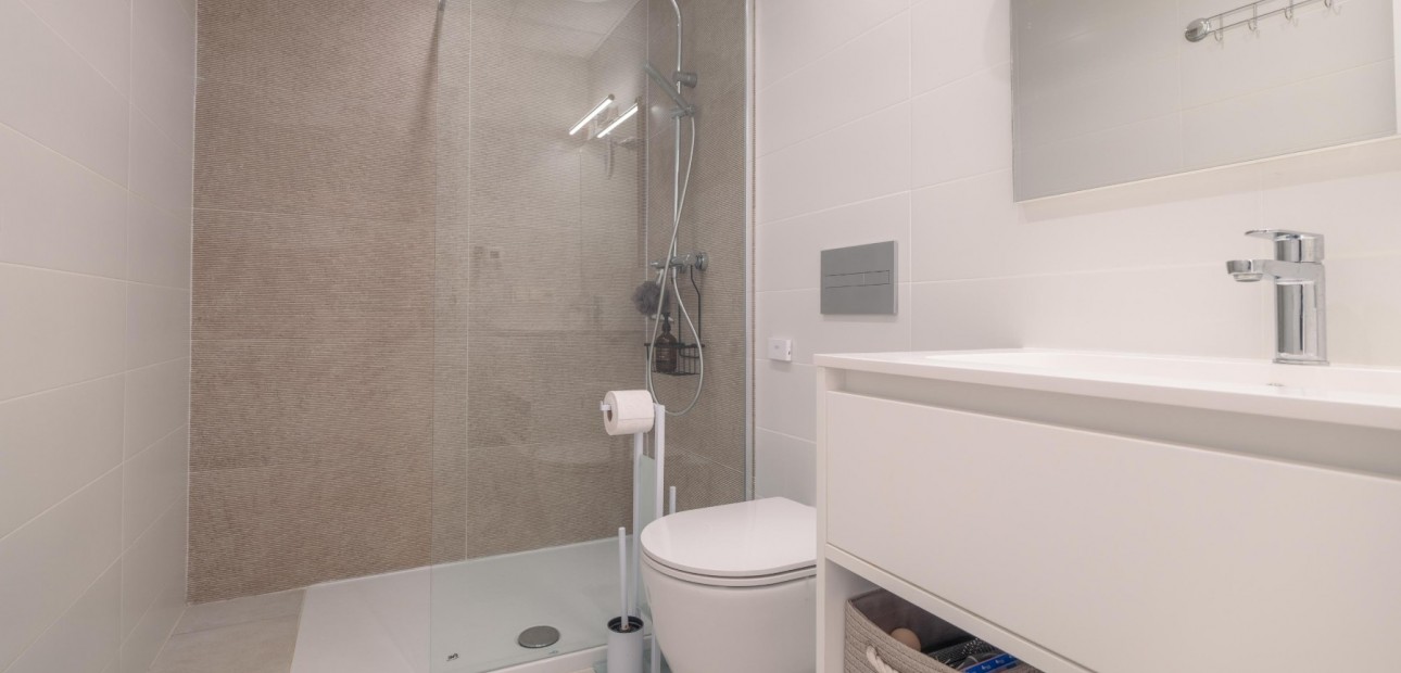 Herverkoop - Apartment - Penthouse -
Orihuela Costa - Playa Flamenca