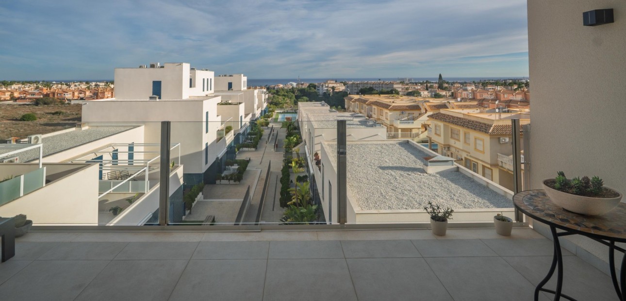 Herverkoop - Apartment - Penthouse -
Orihuela Costa - Playa Flamenca