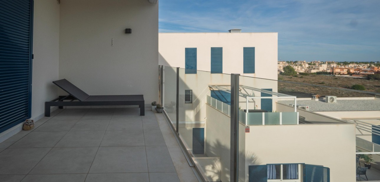 Herverkoop - Apartment - Penthouse -
Orihuela Costa - Playa Flamenca