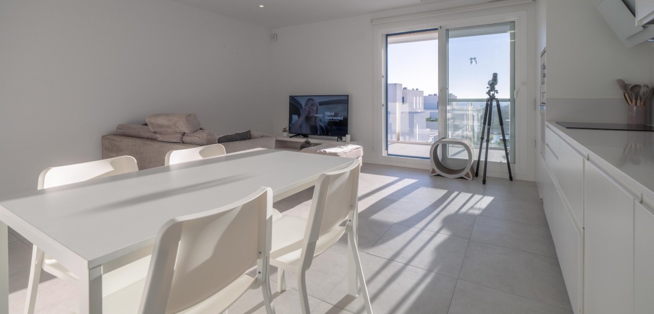 Herverkoop - Apartment - Penthouse -
Orihuela Costa - Playa Flamenca