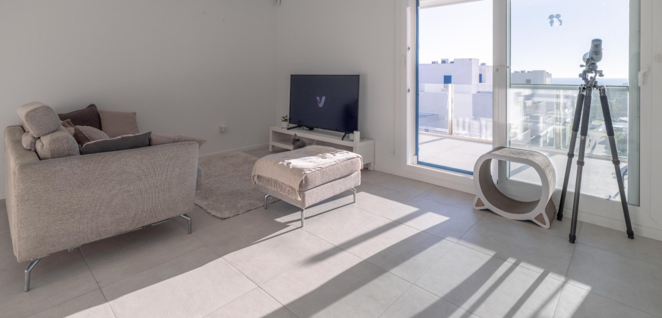 Herverkoop - Apartment - Penthouse -
Orihuela Costa - Playa Flamenca