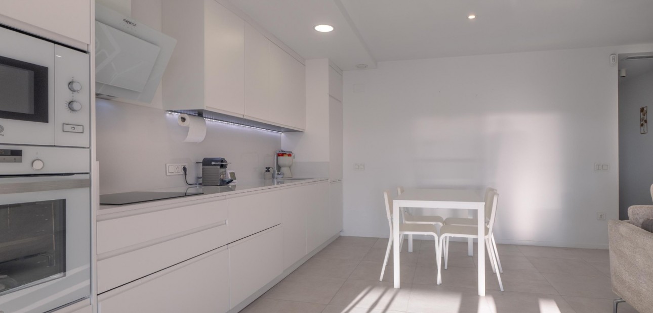 Herverkoop - Apartment - Penthouse -
Orihuela Costa - Playa Flamenca