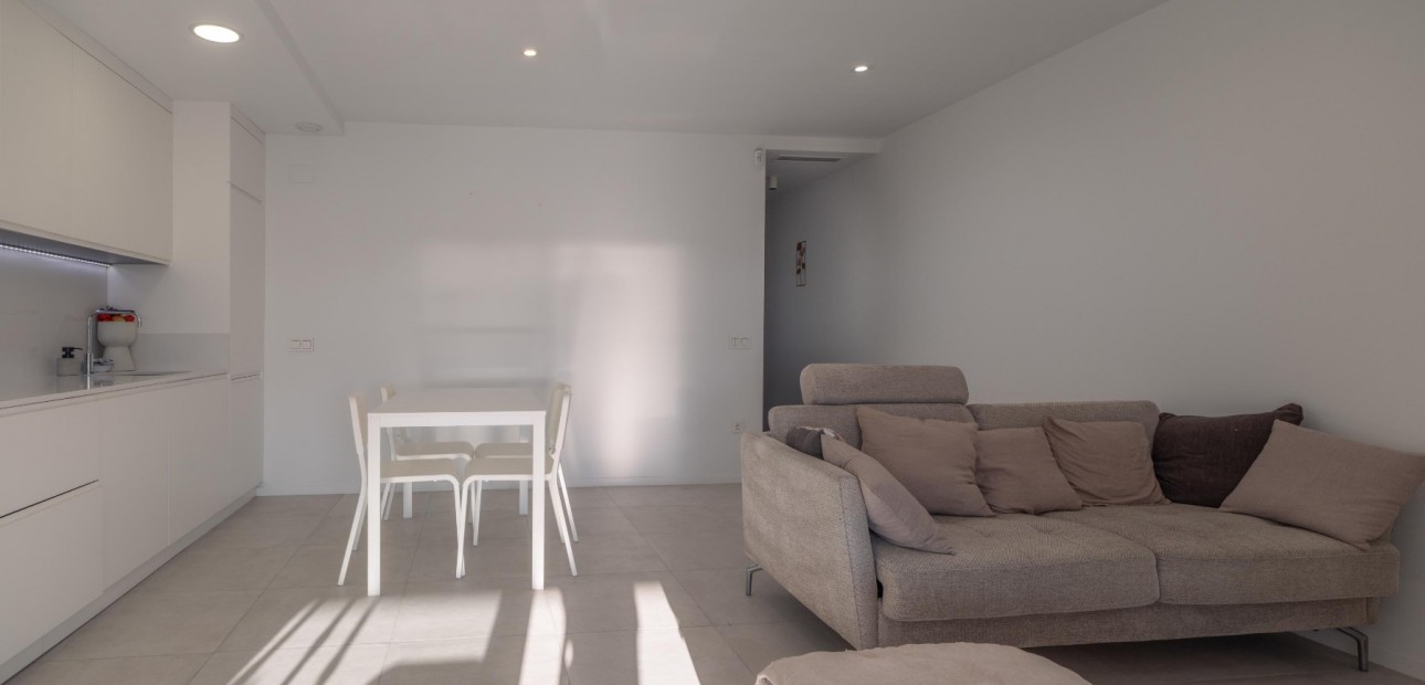 Herverkoop - Apartment - Penthouse -
Orihuela Costa - Playa Flamenca