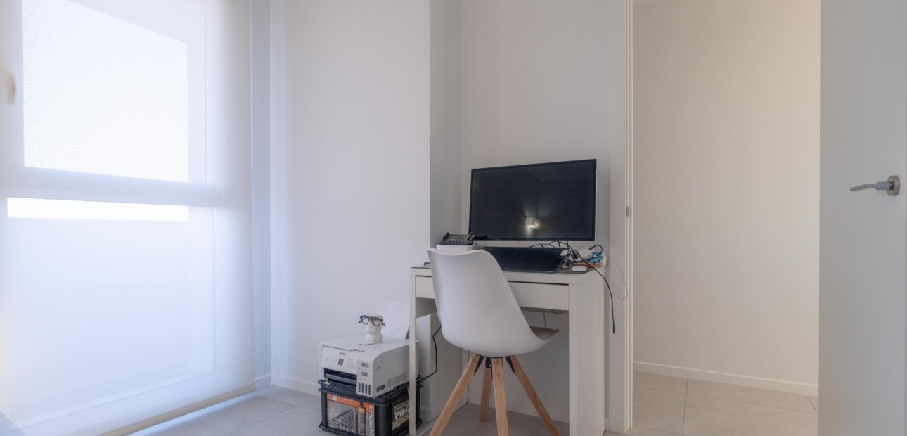 Herverkoop - Apartment - Penthouse -
Orihuela Costa - Playa Flamenca