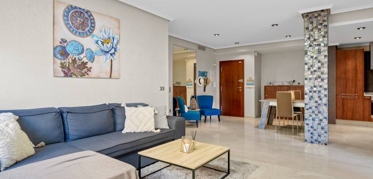 Herverkoop - Appartement / flat -
Cabo Roig