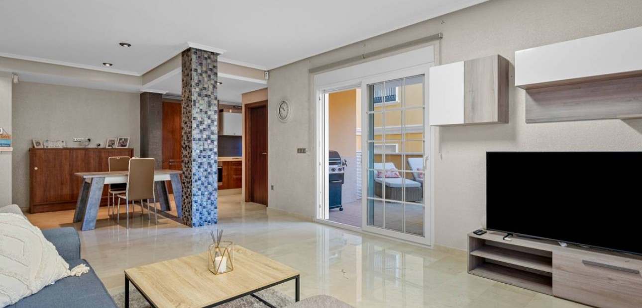 Herverkoop - Appartement / flat -
Cabo Roig