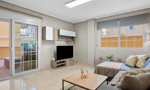 Herverkoop - Appartement / flat -
Cabo Roig