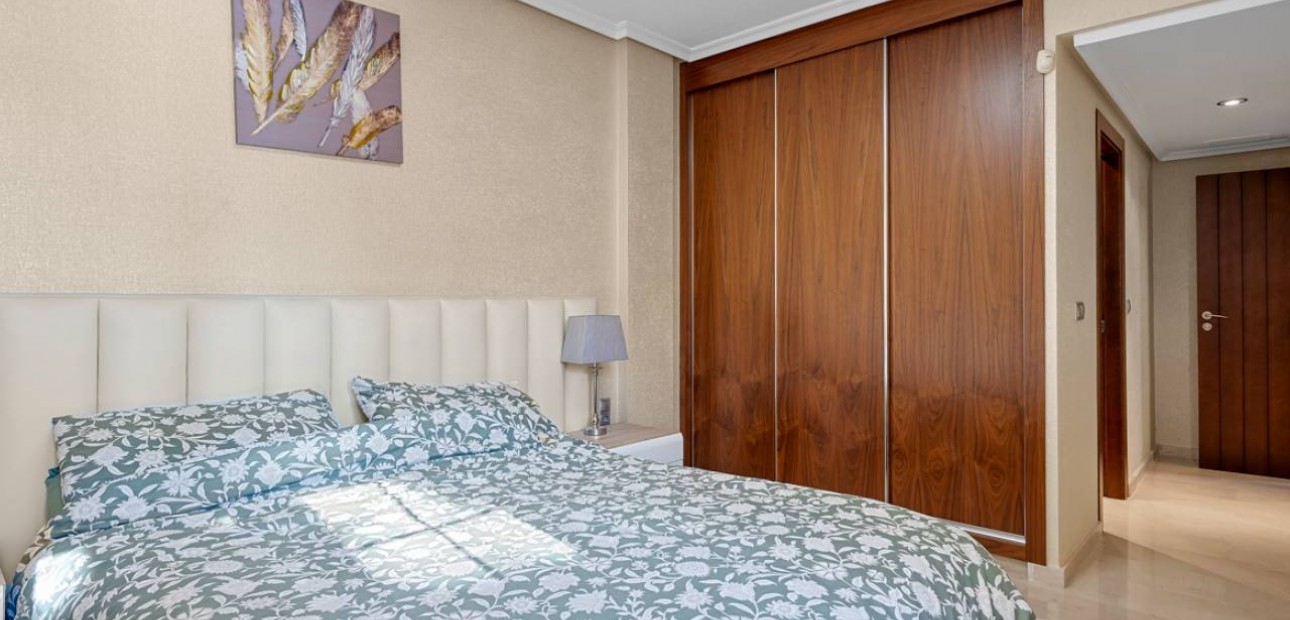 Herverkoop - Appartement / flat -
Cabo Roig