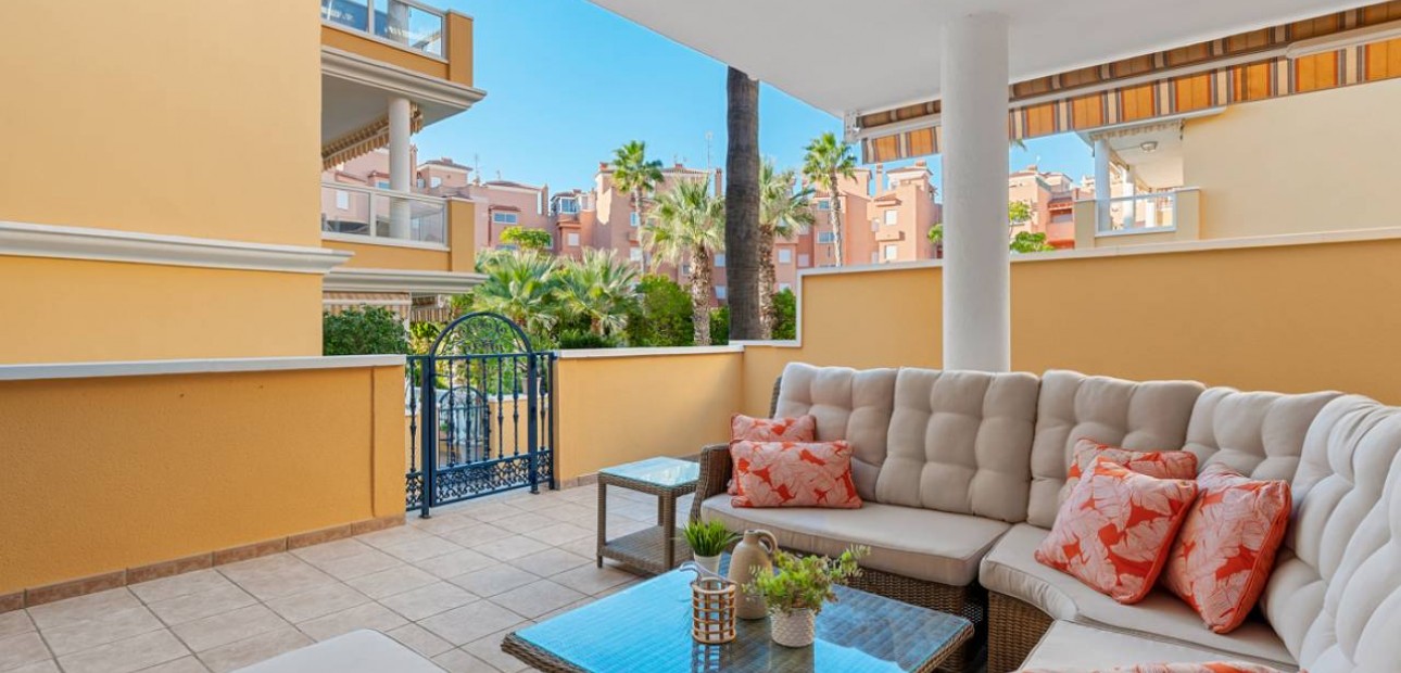 Herverkoop - Appartement / flat -
Cabo Roig