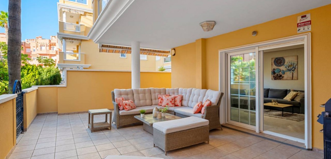 Herverkoop - Appartement / flat -
Cabo Roig