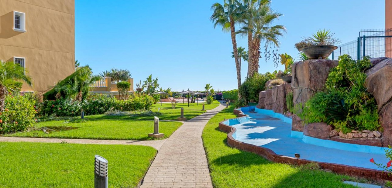 Herverkoop - Appartement / flat -
Cabo Roig