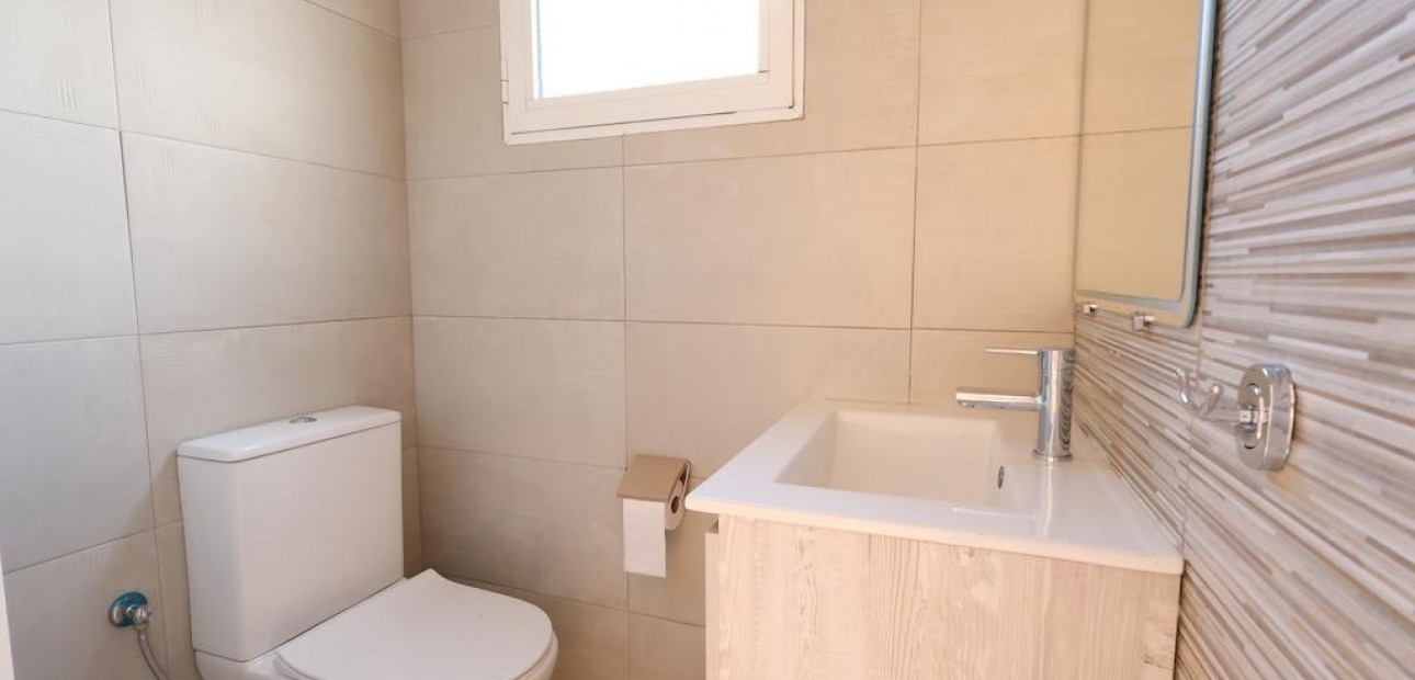 Herverkoop - Villa -
Orihuela Costa - Villamartín-Las Filipinas