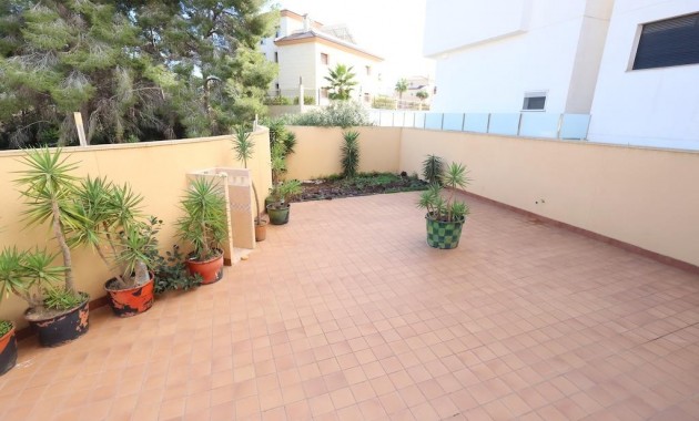 Herverkoop - Villa -
Orihuela Costa - Villamartín-Las Filipinas