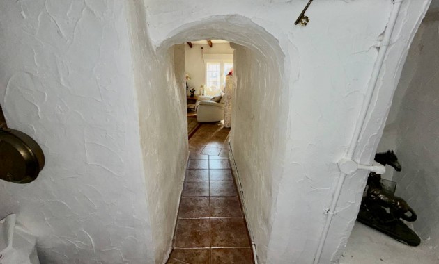 Herverkoop - Finca / Country Property -
Orihuela