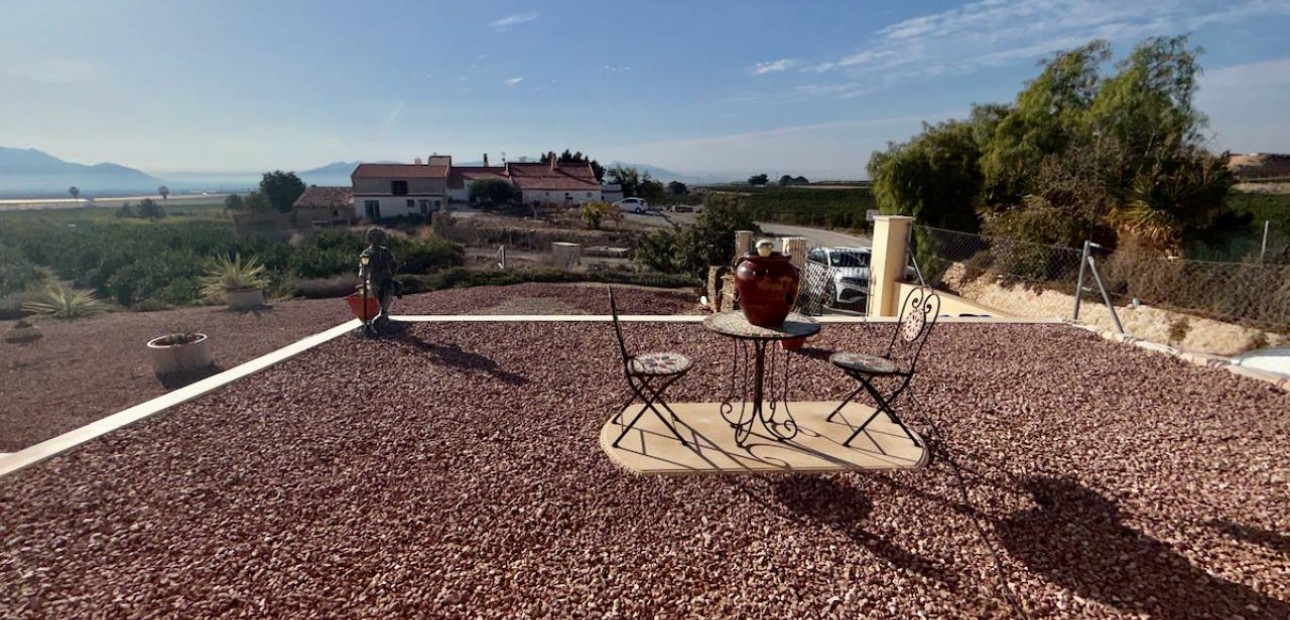 Herverkoop - Finca / Country Property -
Orihuela