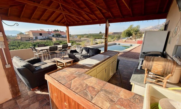 Herverkoop - Finca / Country Property -
Orihuela