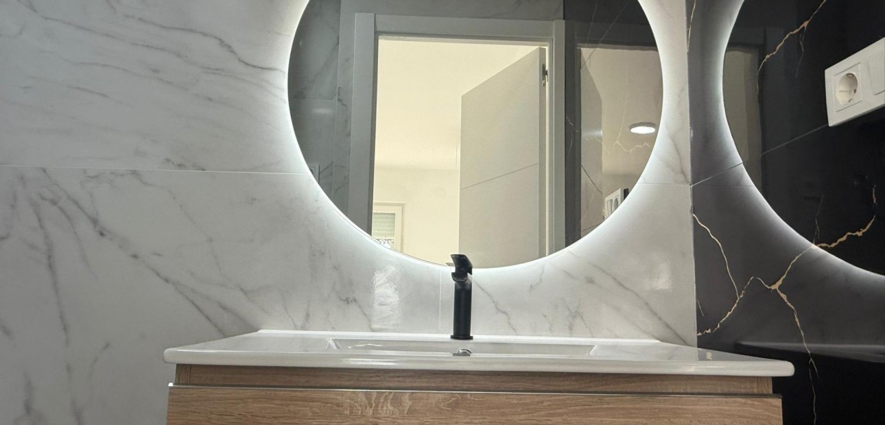 Sale - Studio -
Rojales - Ciudad Quesada