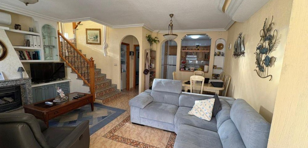 Sale - Terraced house -
Orihuela Costa - Villamartín-Las Filipinas