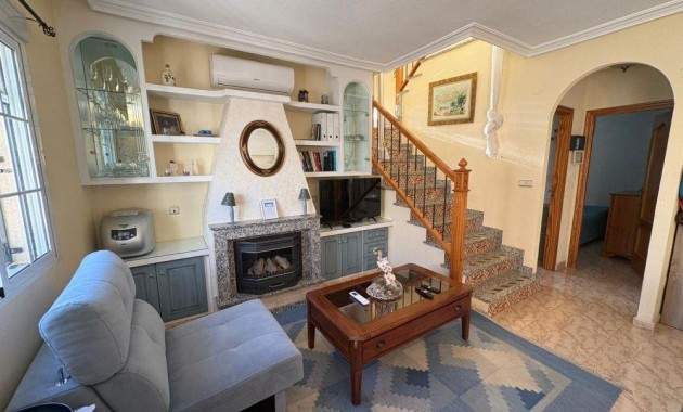 Sale - Terraced house -
Orihuela Costa - Villamartín-Las Filipinas