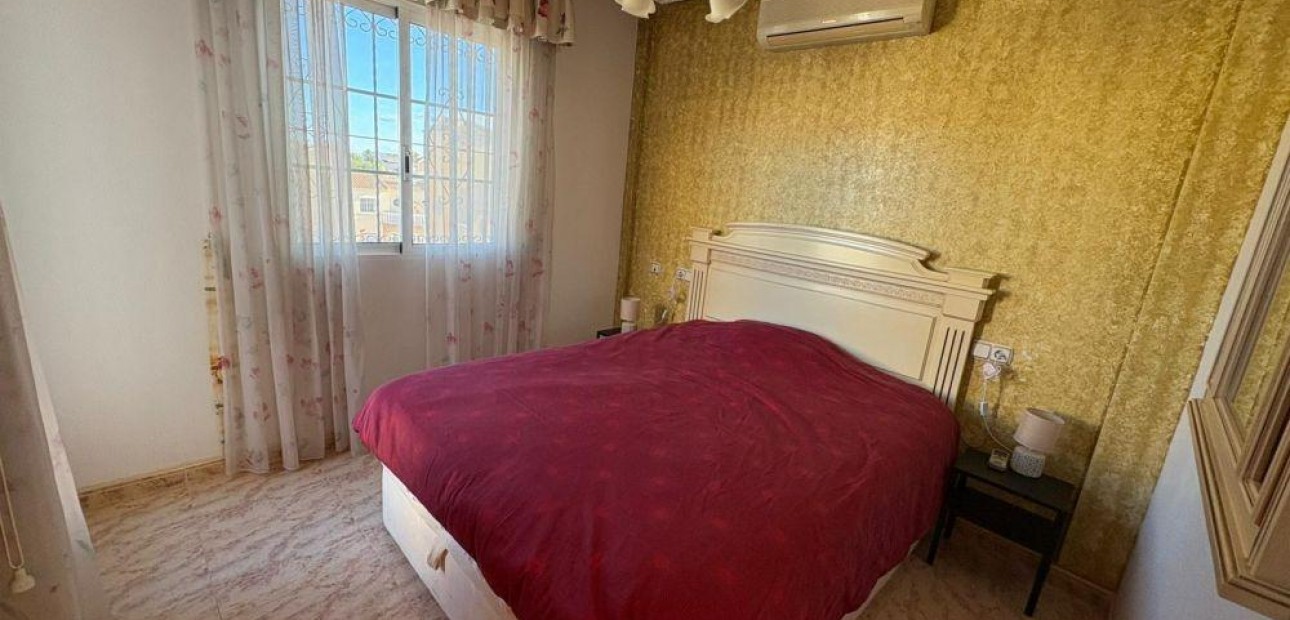 Sale - Terraced house -
Orihuela Costa - Villamartín-Las Filipinas