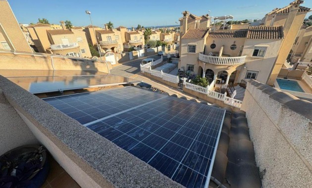 Sale - Terraced house -
Orihuela Costa - Villamartín-Las Filipinas