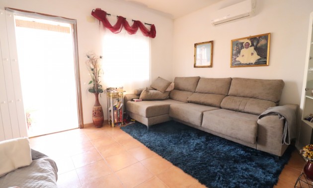 Sale - Quad Villa -
Algorfa - Montebello
