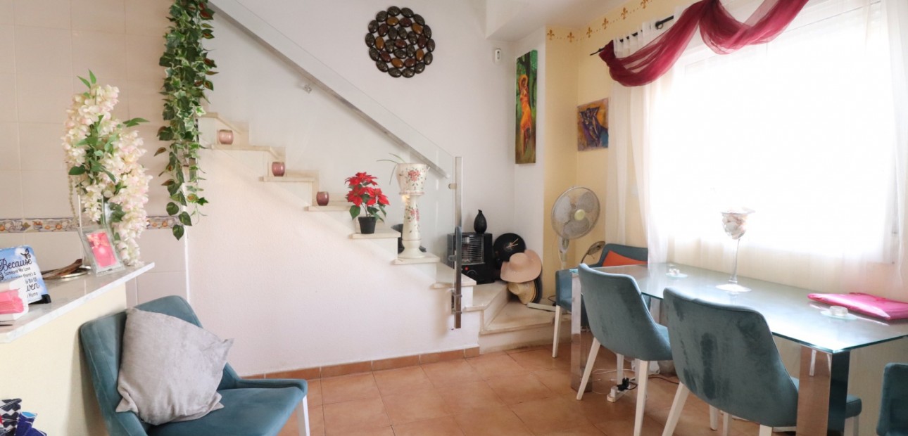Sale - Quad Villa -
Algorfa - Montebello